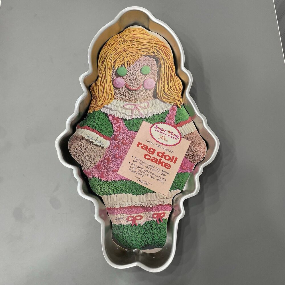 Wilton 1971 Cake Tin Vintage Raggedy Ann Doll Kitsch Cake Pan Jell-O Mold